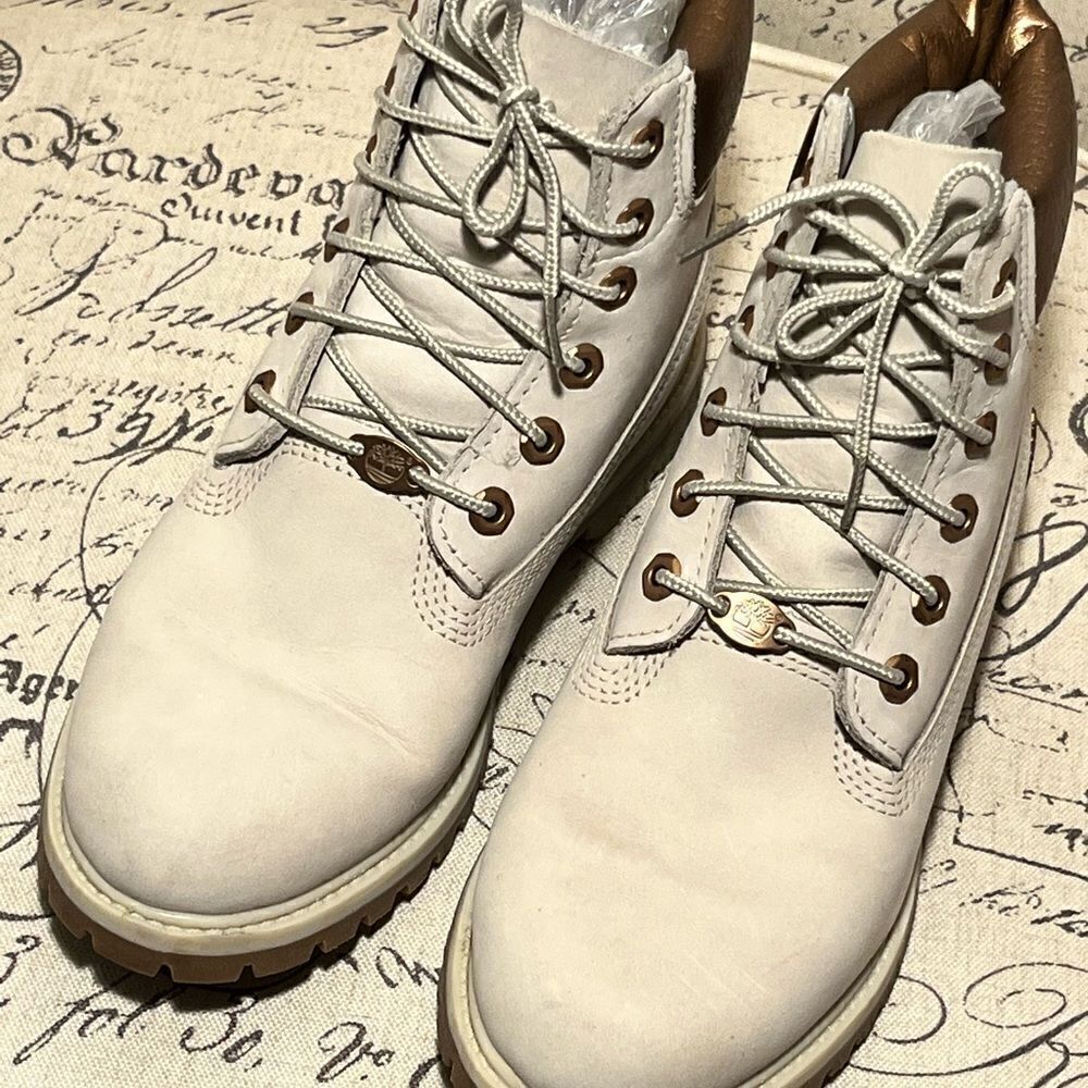 Timberland Women’s Classic Boot   - Picture 13 of 16